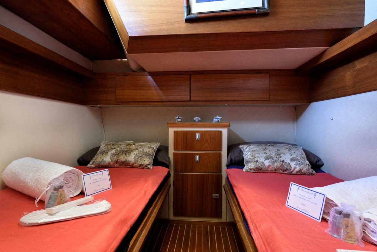 מלון ארבאטקס Blue II Yacht מראה חיצוני תמונה