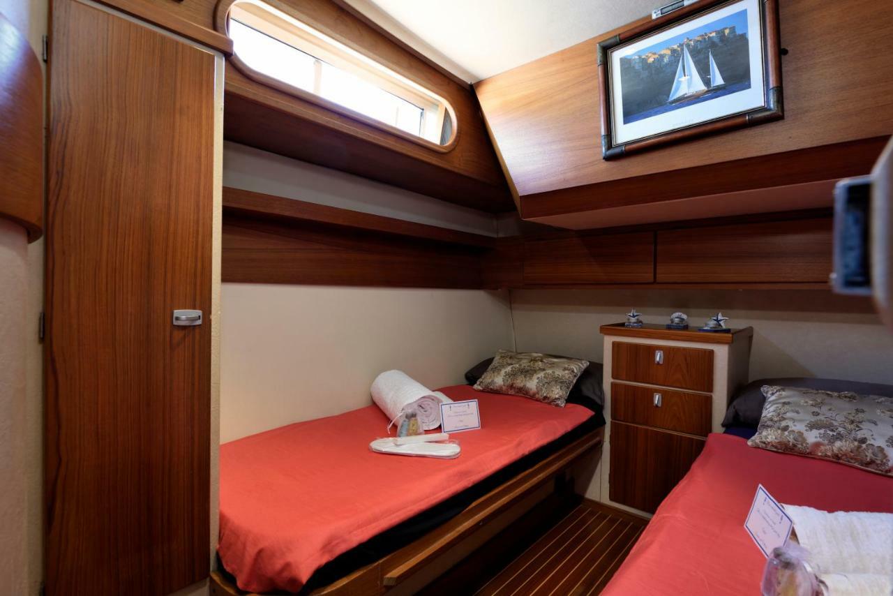 מלון ארבאטקס Blue II Yacht מראה חיצוני תמונה